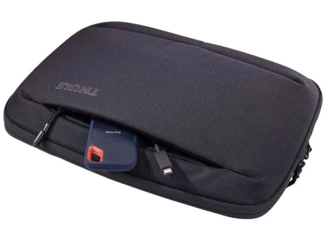 Чехол THULE 3205030 для macbook Subterra 2, 13", Black Чехол THULE 3205030 для macbook Subterra 2, 13", Black