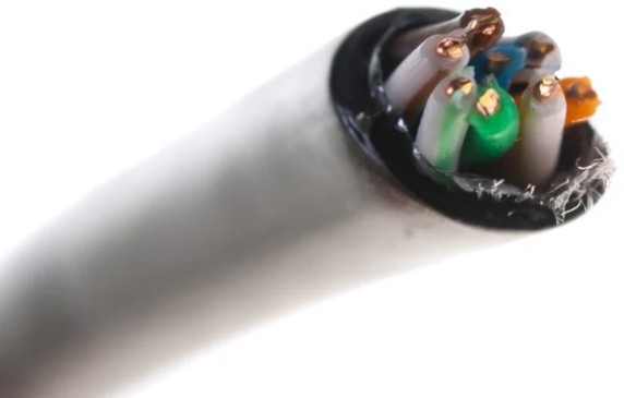 Кабель REXANT U/UTP, CAT 5e, PE 4х2х0,50мм, 24AWG внешний, черный, 25м [01-0045-25]