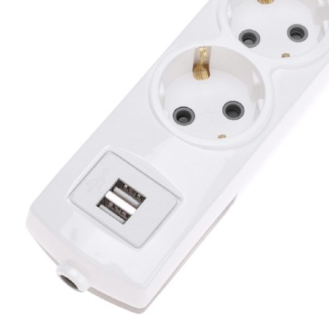 Колодка REXANT 13-4402 PREMIUM 3 гнезда, с/з, 2 USB, белый Колодка REXANT 13-4402 PREMIUM 3 гнезда, с/з, 2 USB, белый