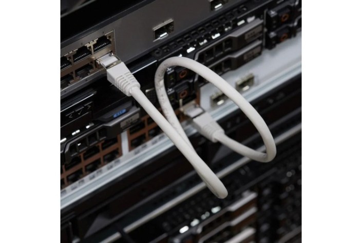 Пaтч-корд REXANT 18-8001-1 F/UTP, CAT 5e, RJ45-RJ45, 24AWG, ZH нг(A)-HF, 0,5м Пaтч-корд REXANT 18-8001-1 F/UTP, CAT 5e, RJ45-RJ45, 24AWG, ZH нг(A)-HF, 0,5м