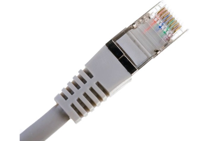 Пaтч-корд REXANT 18-8006-1 F/UTP, CAT 5e, RJ45-RJ45, 24AWG, ZH нг(A)-HF, 3м