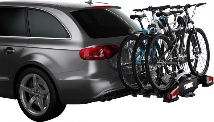 Платформа на фаркоп THULE VeloCompact для 3-х велосипедов 926002 [926002]
