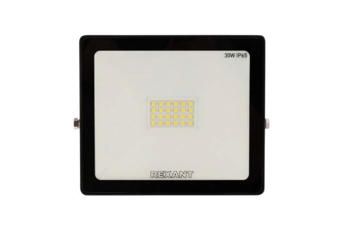 Прожектор REXANT 605-003promo LED 30 W 2400 Лм 6500 К + опора на грунте Прожектор REXANT 605-003promo LED 30 W 2400 Лм 6500 К + опора на грунте